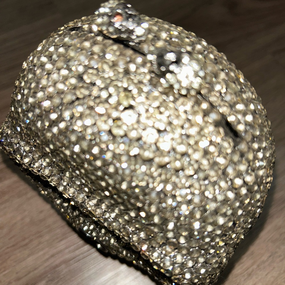 Crystal skull - Picture 3 of 5